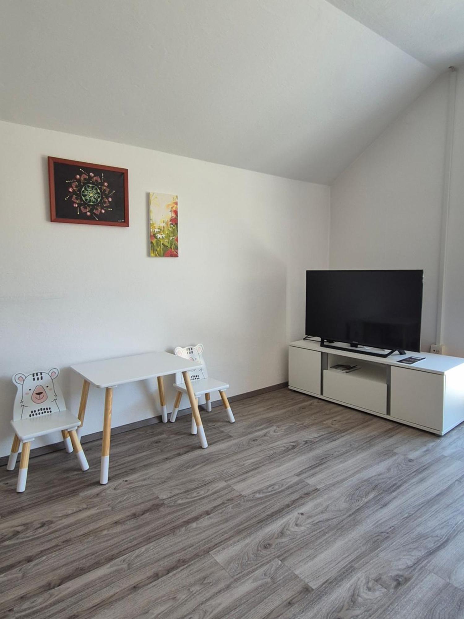 Apartment Petra מויסטראנה מראה חיצוני תמונה